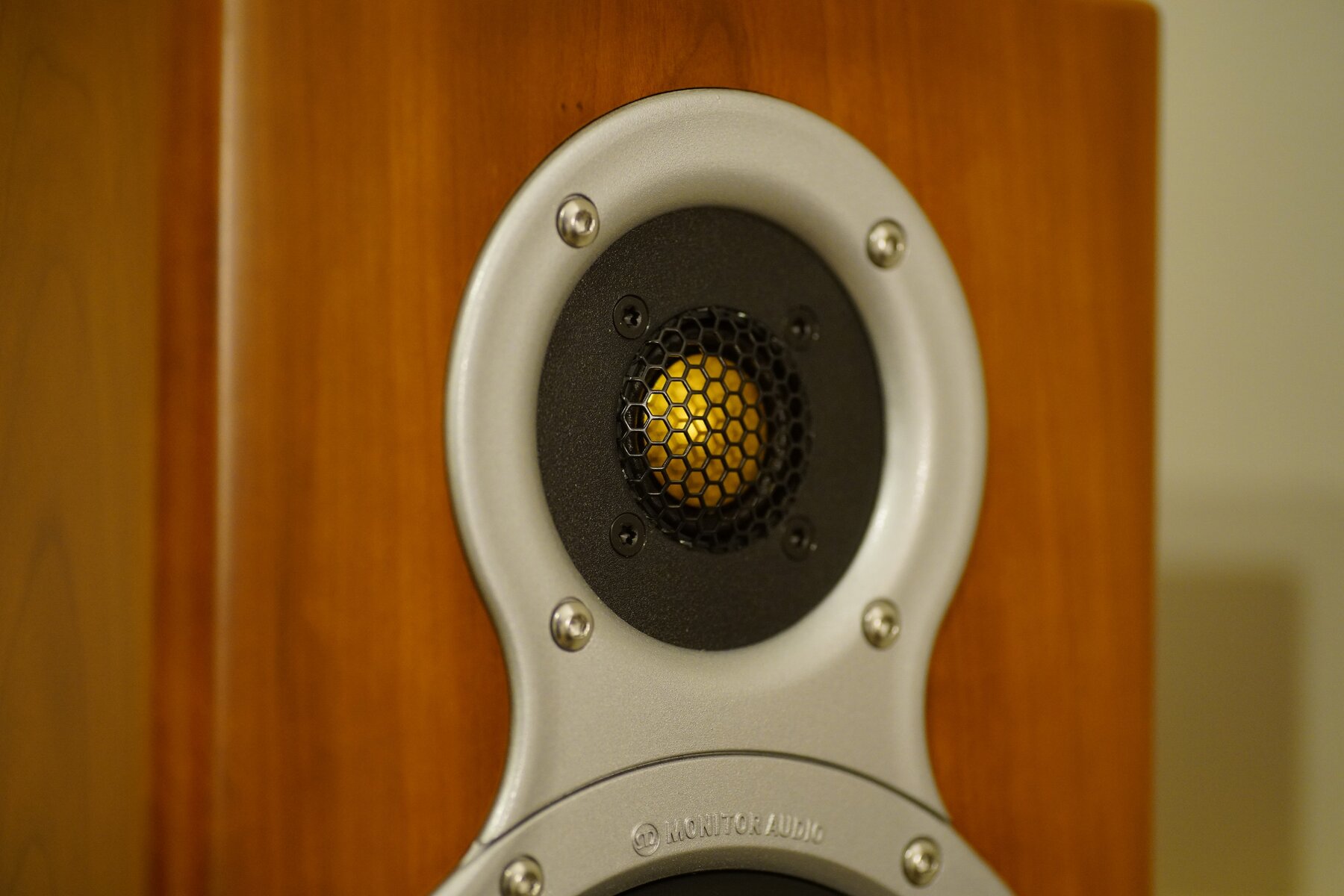 Monitor Audio Gold Signature 10 : On Age Audio