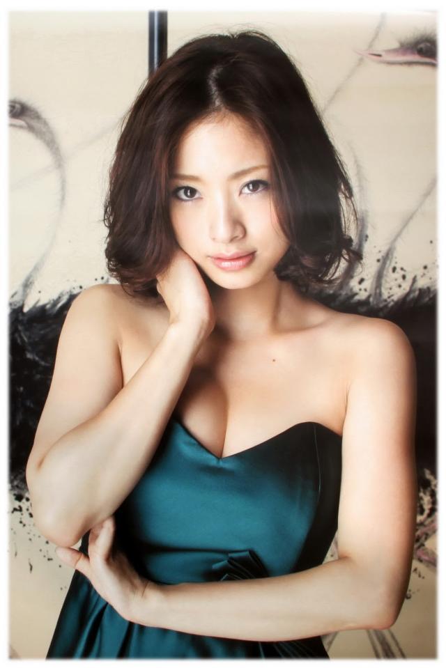 上戸彩の豊胸手術 改訂 美容外科医ジョニー 上戸彩の豊胸手術 改訂 美容外科医ジョニー