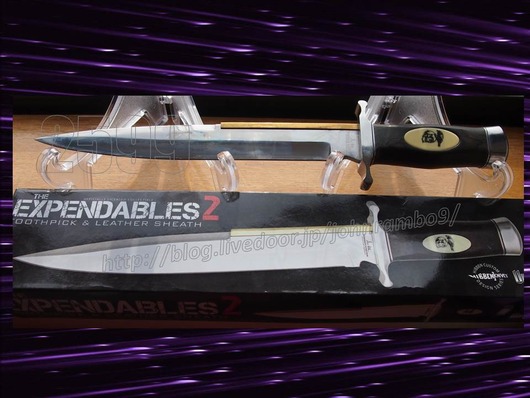 エッセンシャルコンフォート 映画レプリカナイフ エクスペンタブルズ