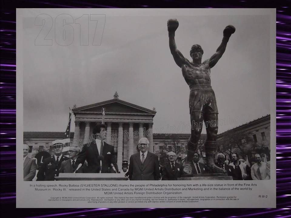 2617 ロッキー3 銅像を贈呈されるロッキー Sylvester Stallone S Memorabilia Blog シルベスター スタローンのメモラビリアブログ 2617 ロッキー3 銅像を贈呈されるロッキー Sylvester Stallone S Memorabilia Blog シルベスター スタローンのメモラビリアブログ