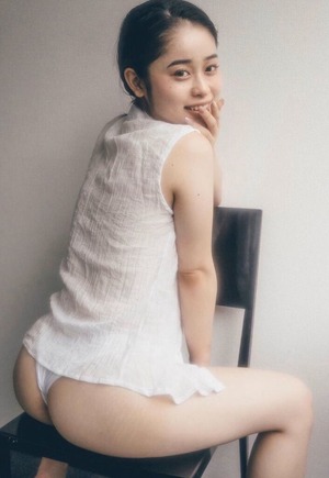 044
