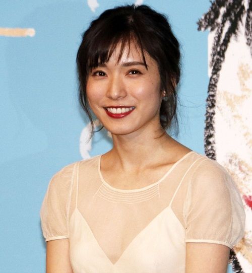 女優 松岡茉優 サン 意外に巨乳 水着姿を披露 10年ぶり二回目 今日のパトロール日誌