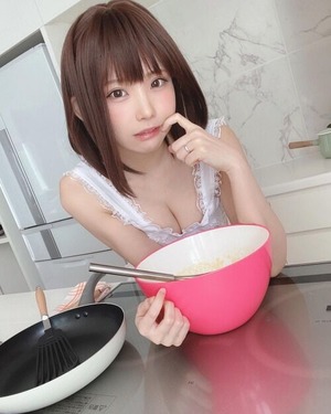 022