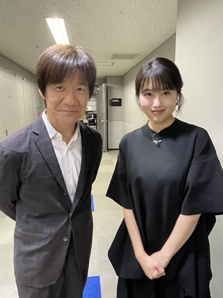 アイコラ  326ism 女子ｱﾅ 