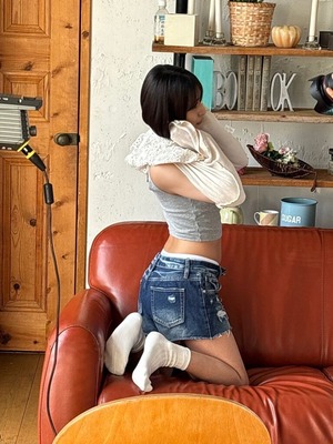 033