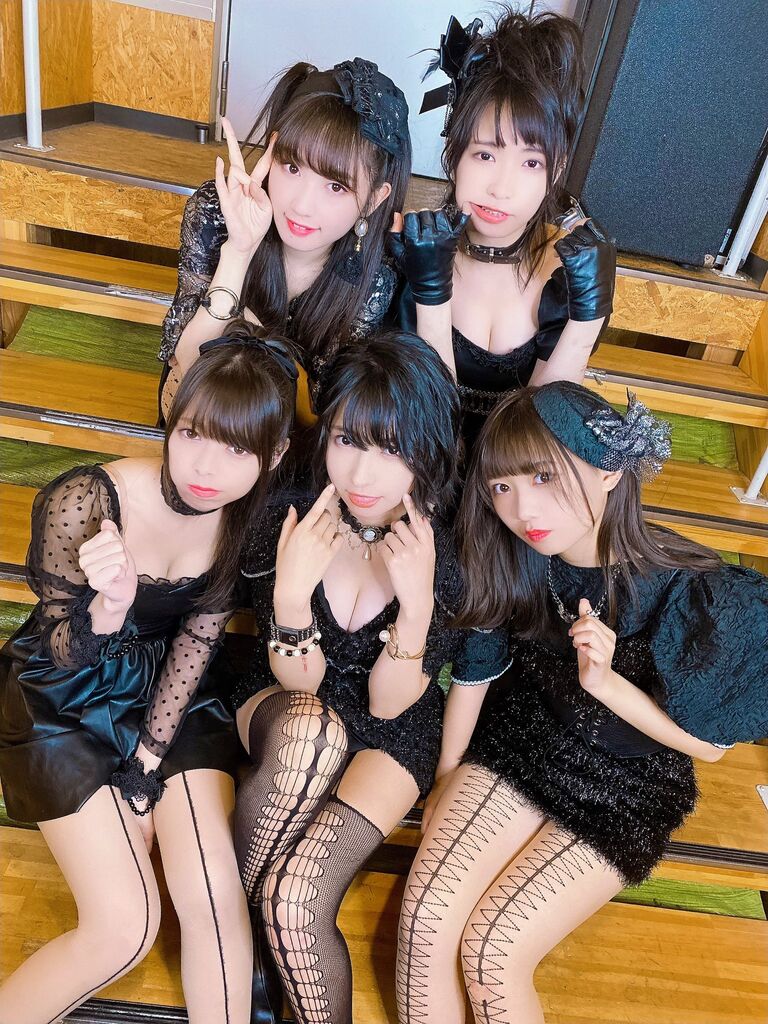 地下 アイドル おっぱい