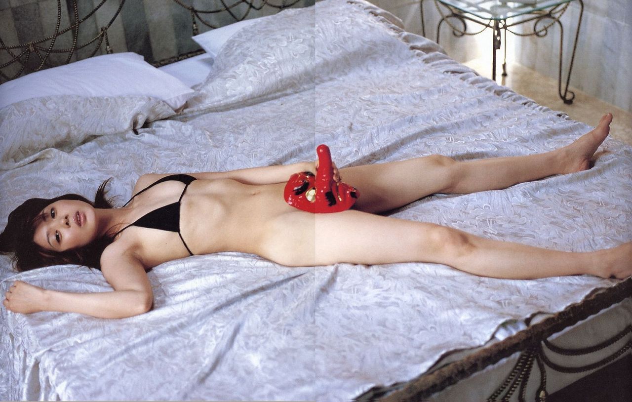 川上麻衣子　エロ 