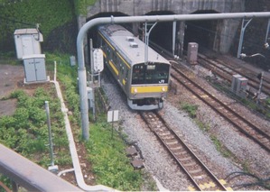 �����������𣲣�����