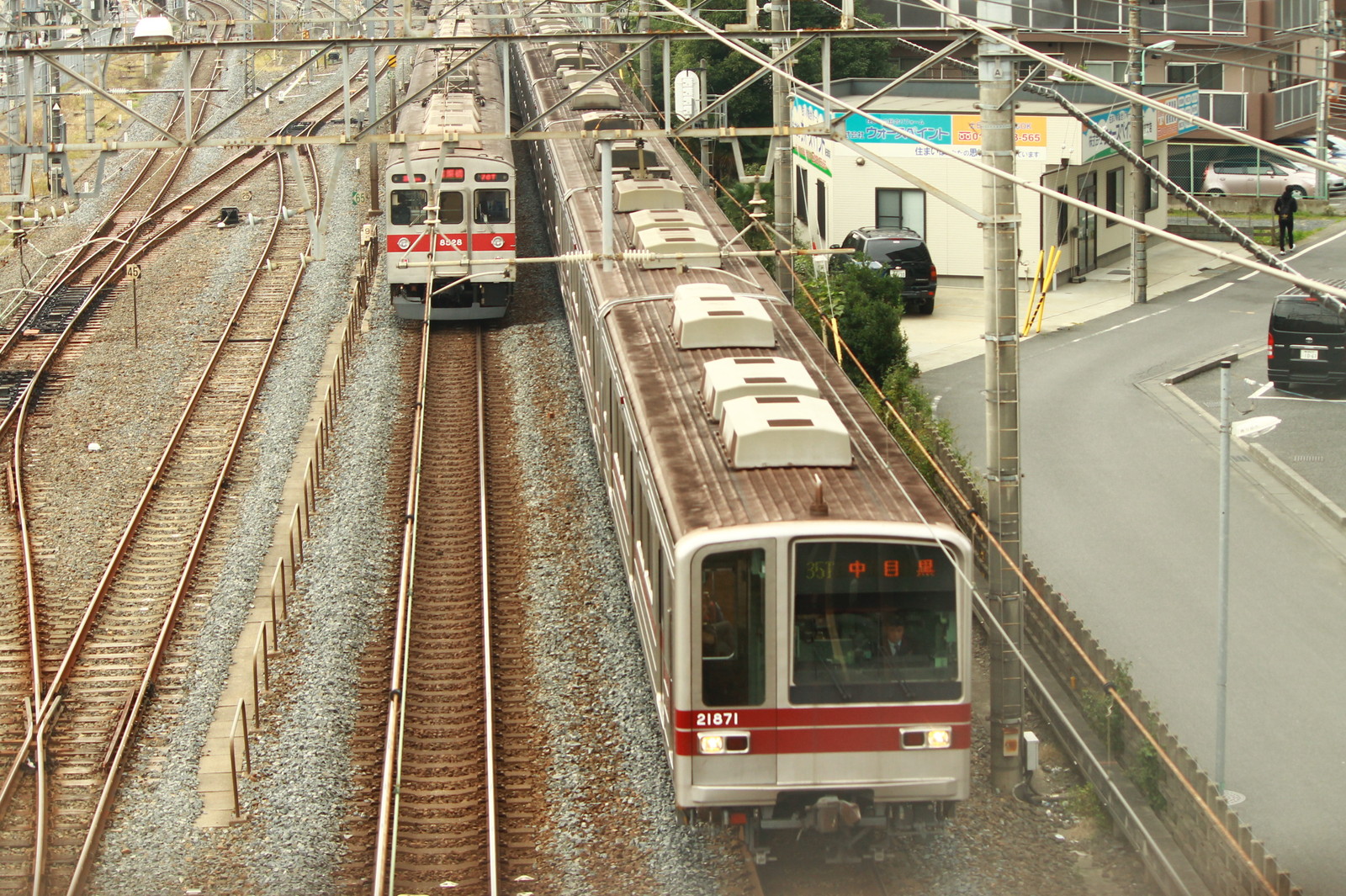 あらかわ交通ノート 赤い円を描く新車 東武系についに乗車 あらかわ交通ノート 赤い円を描く新車 東武系についに乗車