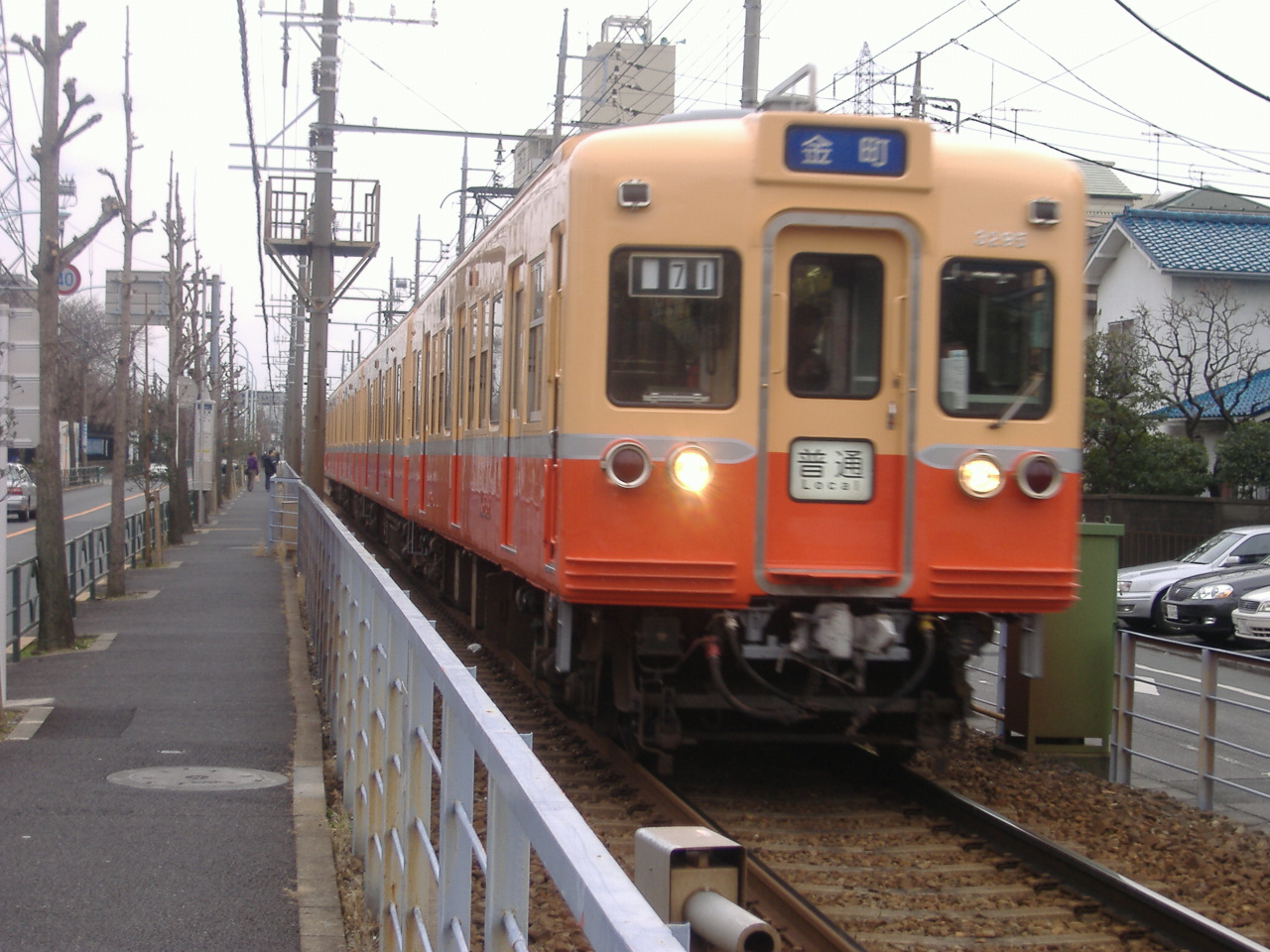 京成3300形の赤電塗装、ついに運転へ : あらかわ交通ノート