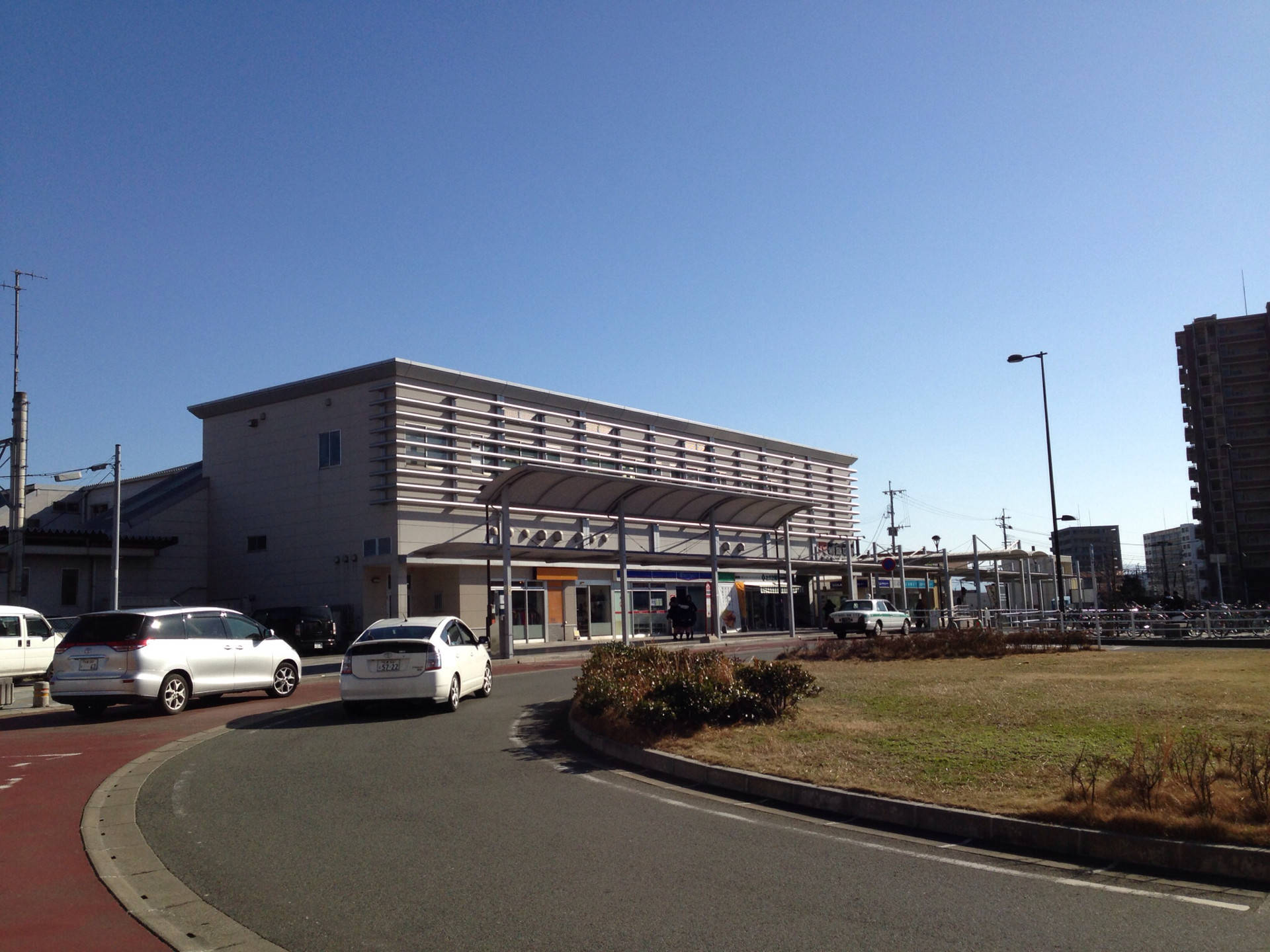 新飯塚駅 飯塚市 あさってまで休みなので 新飯塚駅 飯塚市 あさってまで休みなので