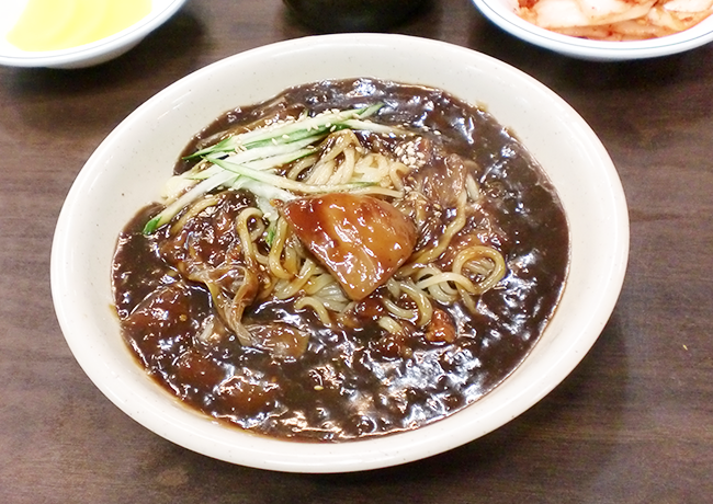 韓国インスタント インスタントのレベルを超えた 中華の達人監修のジャジャン麺 Jolielog 韓国インスタント インスタントのレベルを超えた 中華の達人監修のジャジャン麺 Jolielog