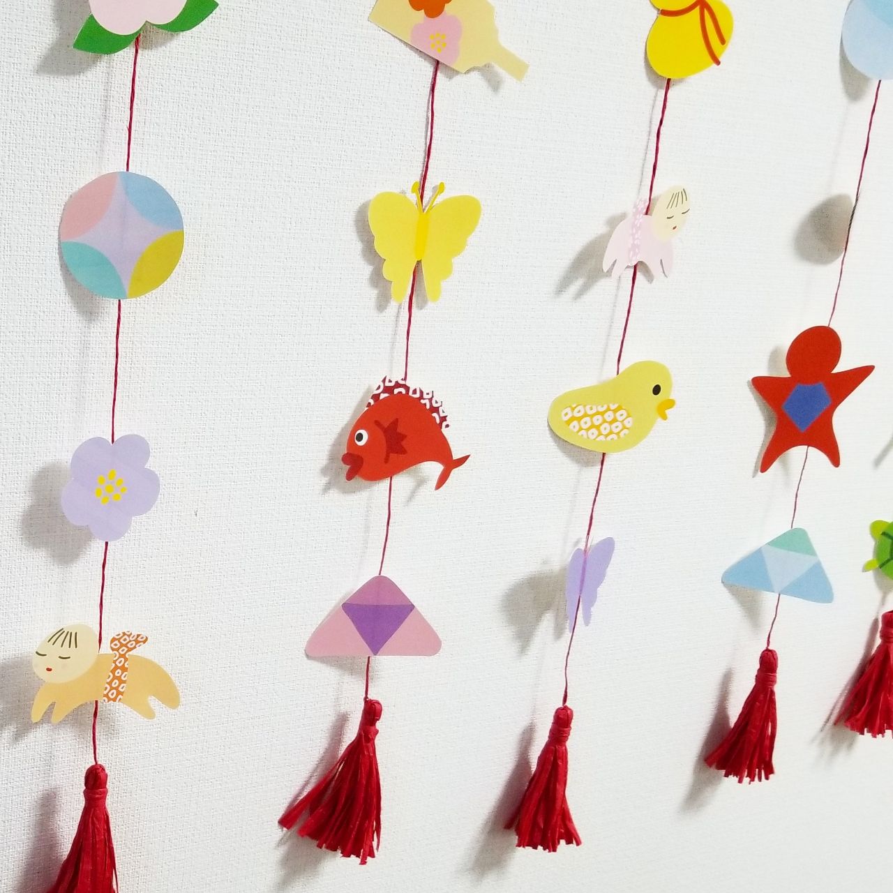 デザイン ペーパークラフトでお手軽な吊るし飾りを飾ってみた Jolielog