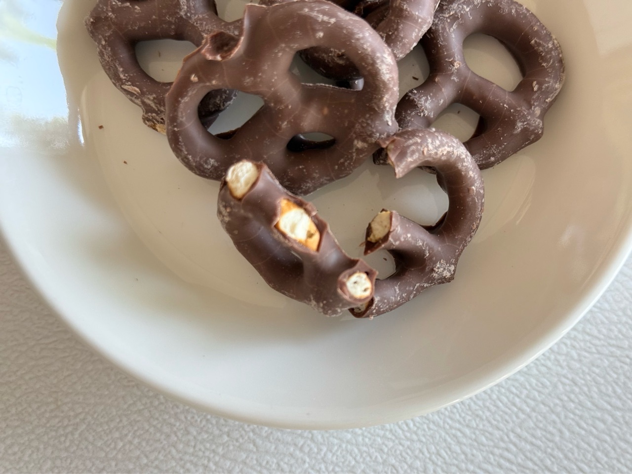 KALDI】「ザ・プレッツェル ミルクチョコプレッツェル」に、ハマってる