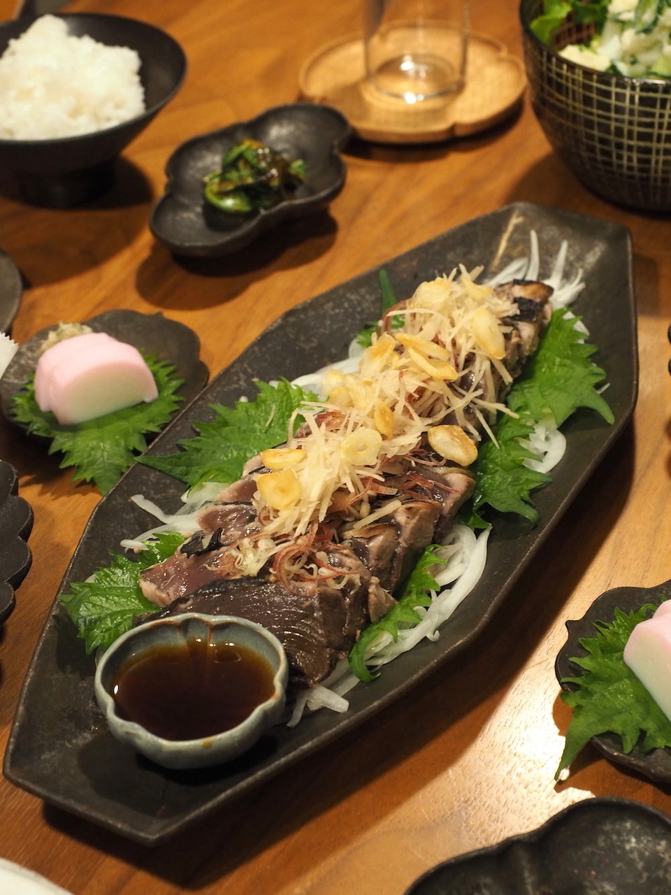 筍とこごみの天ぷらと 鰹のタタキと 鮭の紙包焼きとかの夜ごはん おうちごはんとおかしとねこ Powered By ライブドアブログ