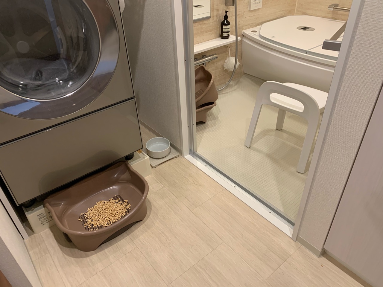 猫のトイレ洗浄、ほぼ毎日しています。 : おうちごはんとおかしとねこ