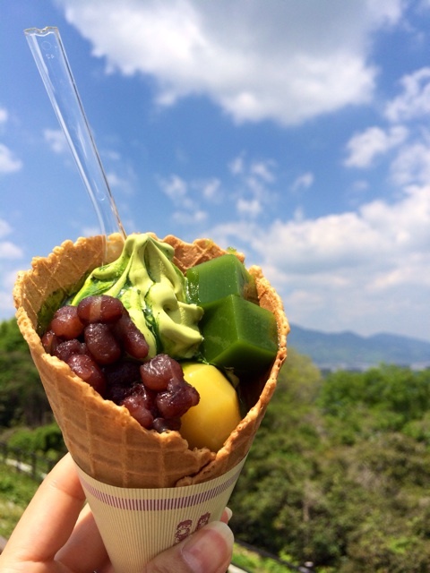 {0853A3F3-1965-4C0B-8151-86880ACF398D:01}