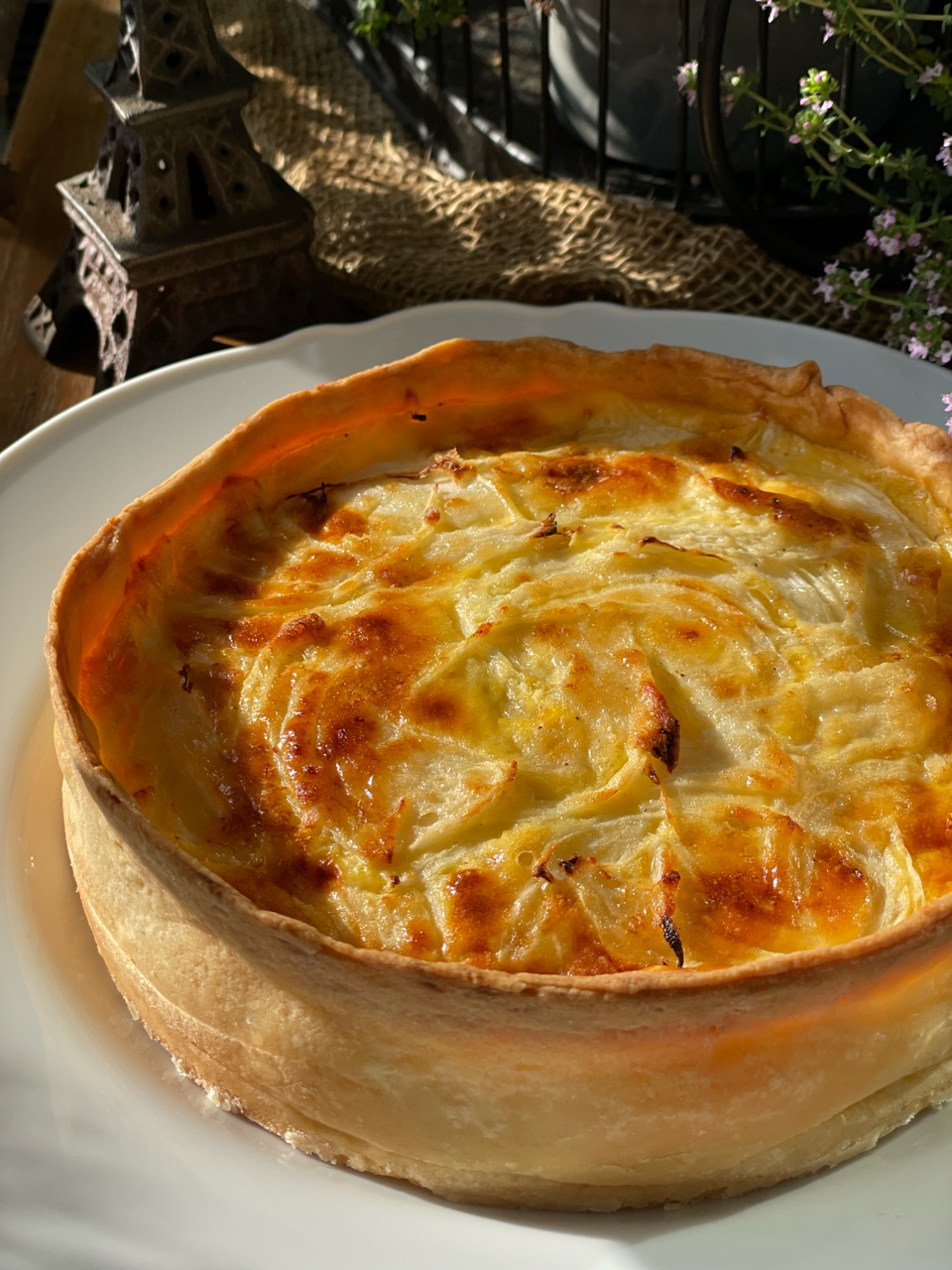 若山曜子さんレシピを参考にした、玉ねぎとじゃがいものキッシュ