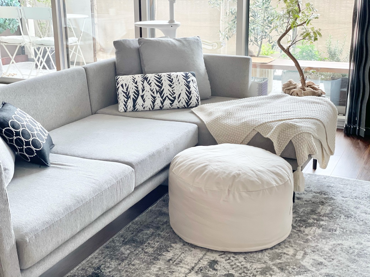 リビングクッションになる掛け布団収納ケース がとっても良かった おうちごはんとおかしとねこ Powered By ライブドアブログ