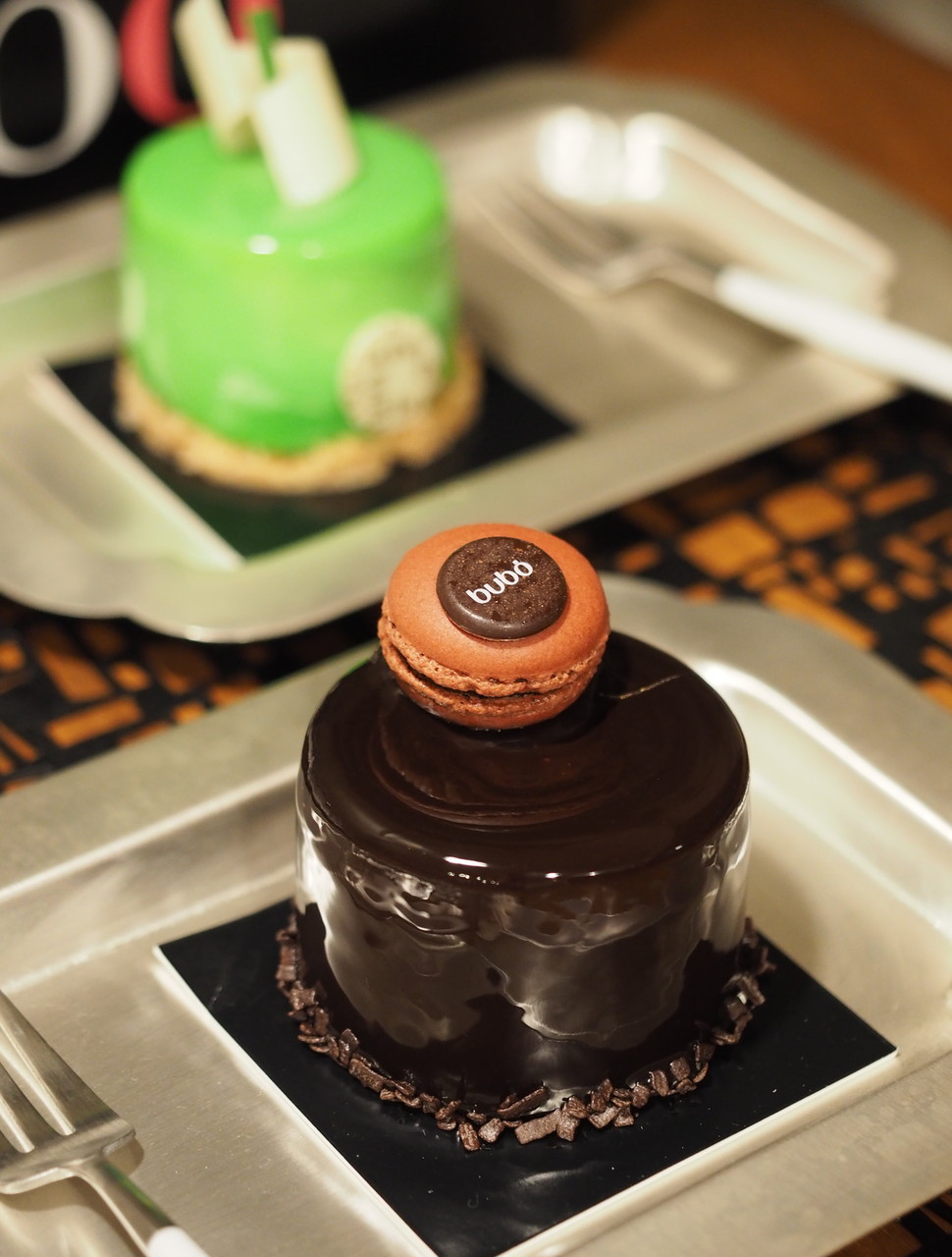 夜中のケーキ Bubo Barcelona ブボバルセロナ だんなさまお土産 おうちごはんとおかしとねこ Powered By ライブドアブログ