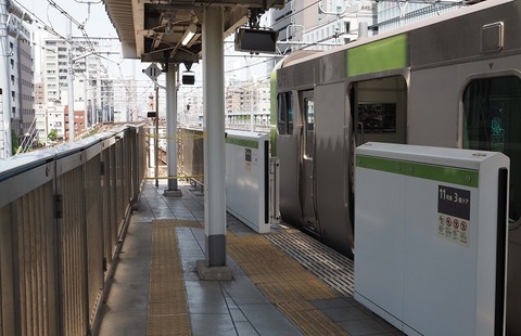 P4282291