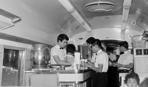 1966-08 ビール電車 P6291521