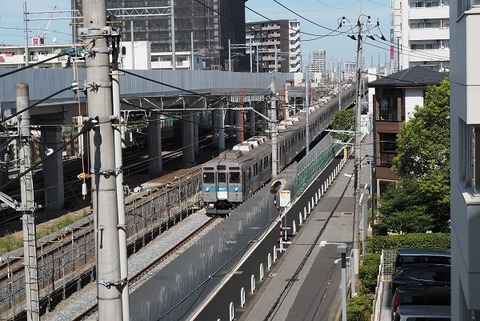 P9305372
