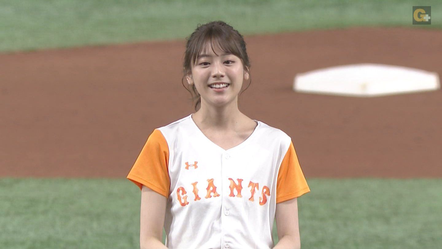 画像 今日の貴島明日香さん 巨人戦で始球式 6 21 動画も 激烈 女子アナニュース 画像 今日の貴島明日香さん 巨人戦で始球式 6 21 動画も 激烈 女子アナニュース
