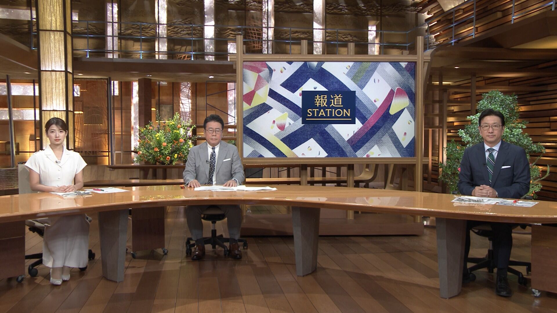 活動歴および当時の関連ビジュアル記録