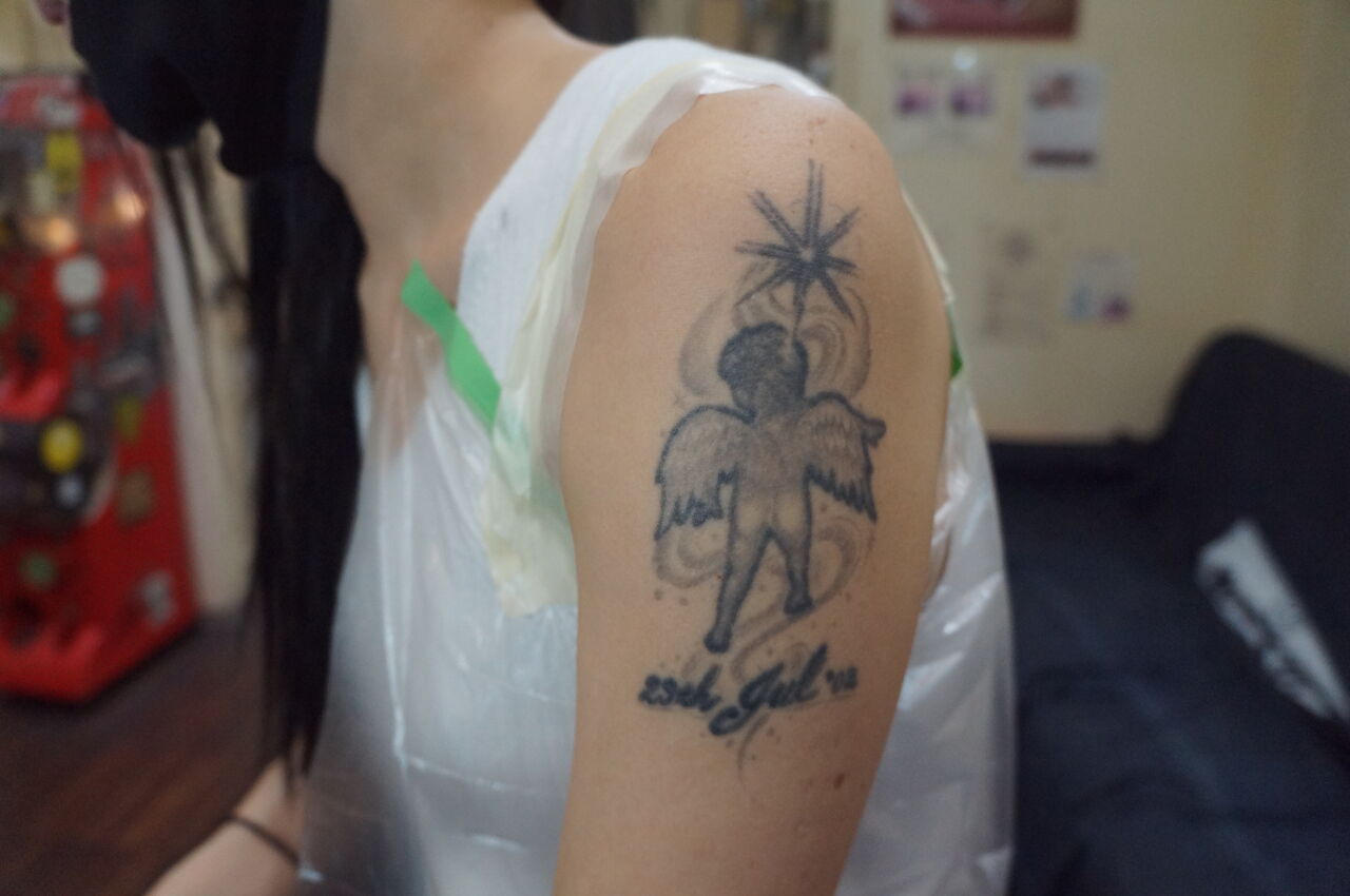 刺青隠し 結婚式なのでタトゥーを特殊メイクタトゥーカバーアップで一時的に隠す Body Custom ジョシュアアント