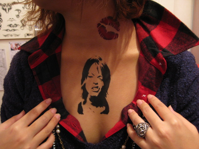 HYDE着 VAMPROSE FC限定 HYDEデザインピアス BITEⅡ 美品 L'Arc～en