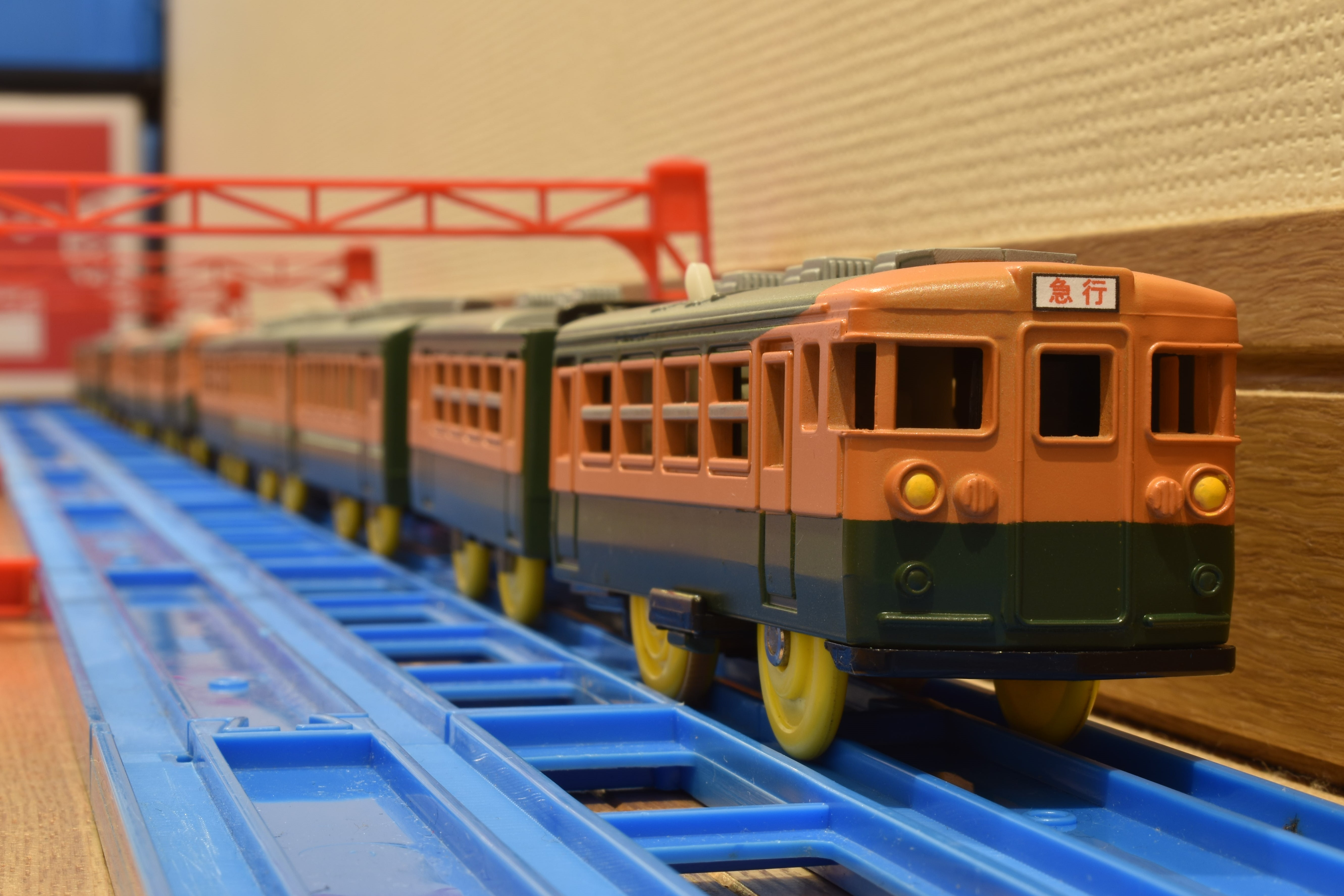 改造プラレール】165系急行『アルプス』 : 留置線の片隅で