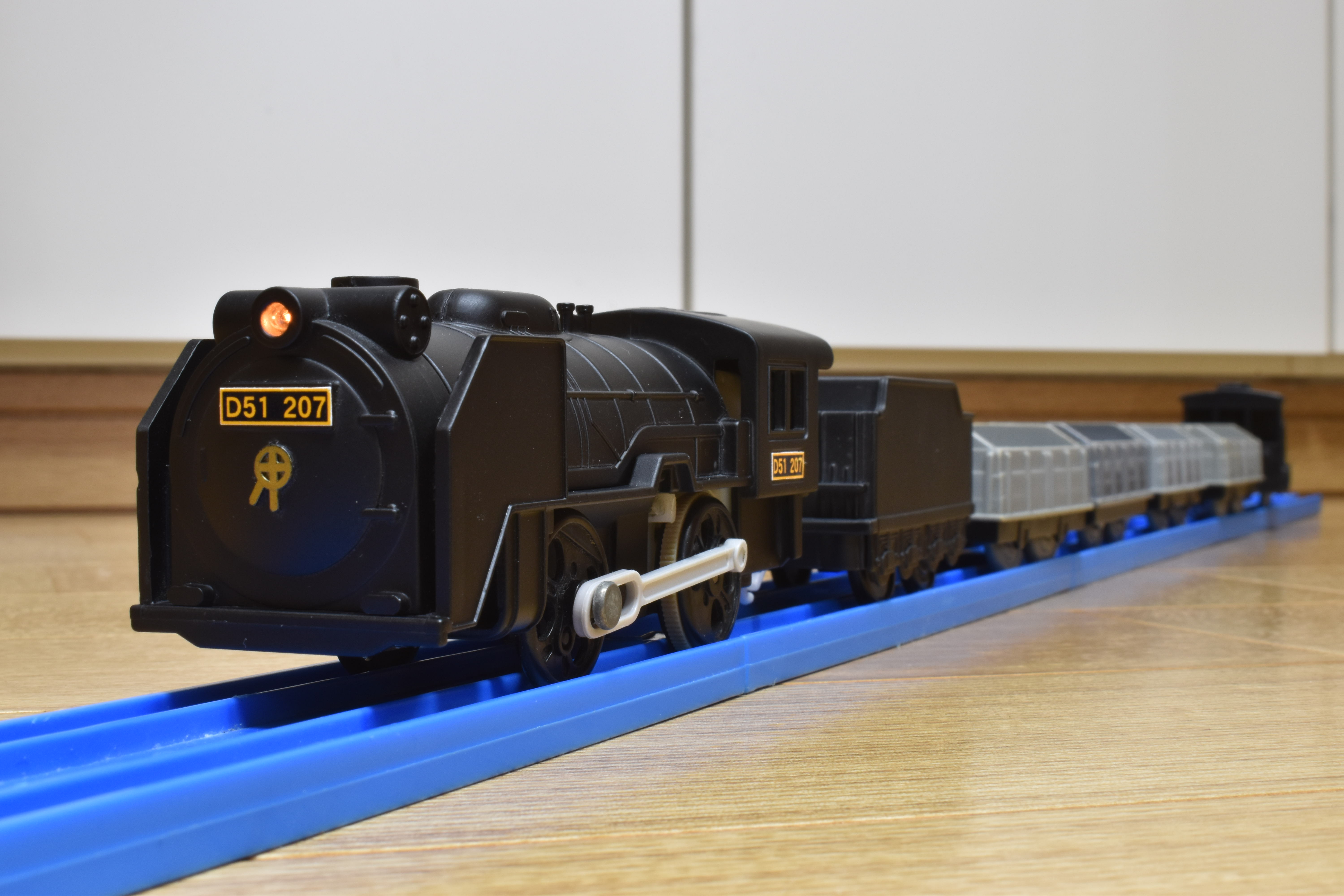 改造プラレール D51 7 八 留置線の片隅で