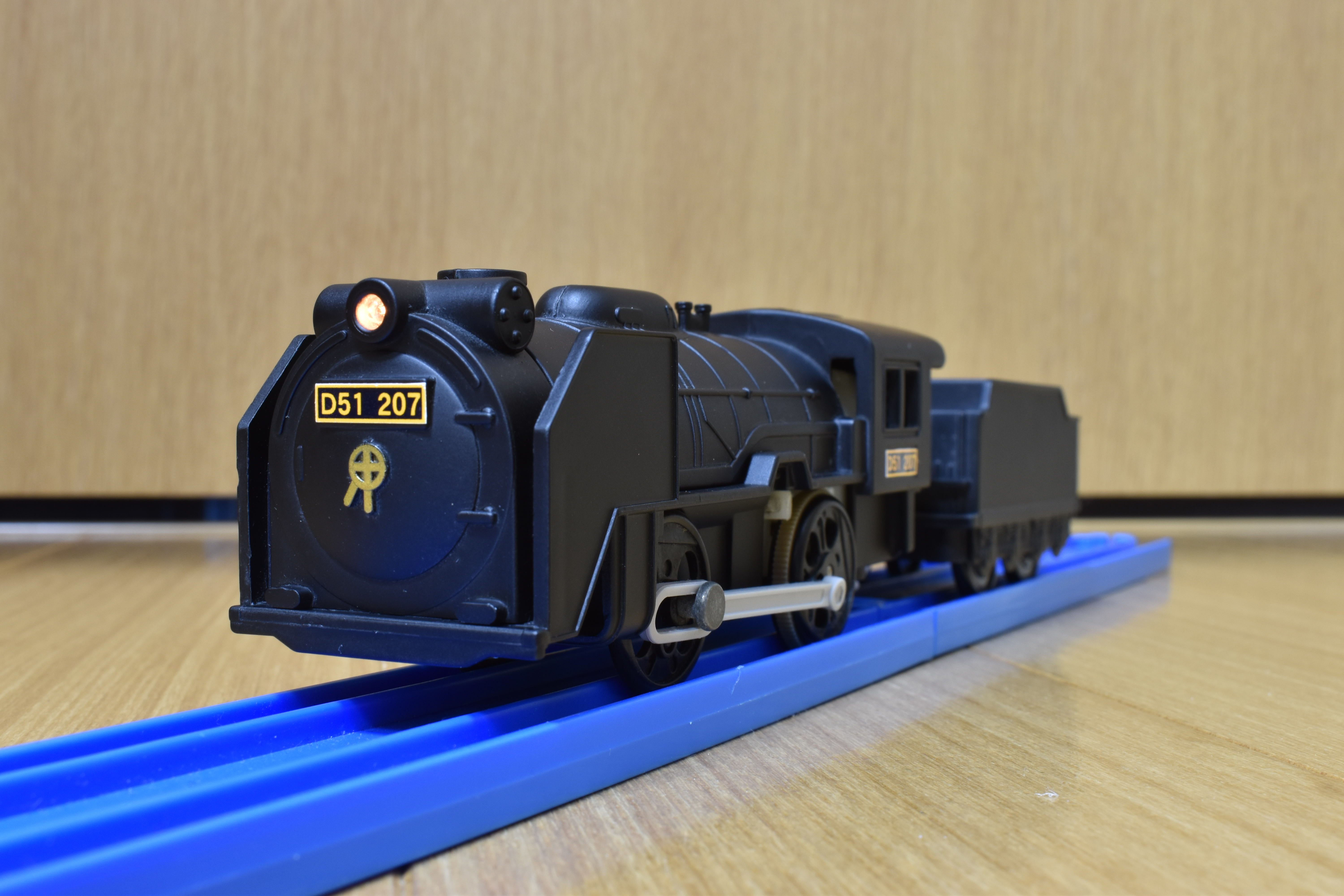 改造プラレール D51 7 八 留置線の片隅で