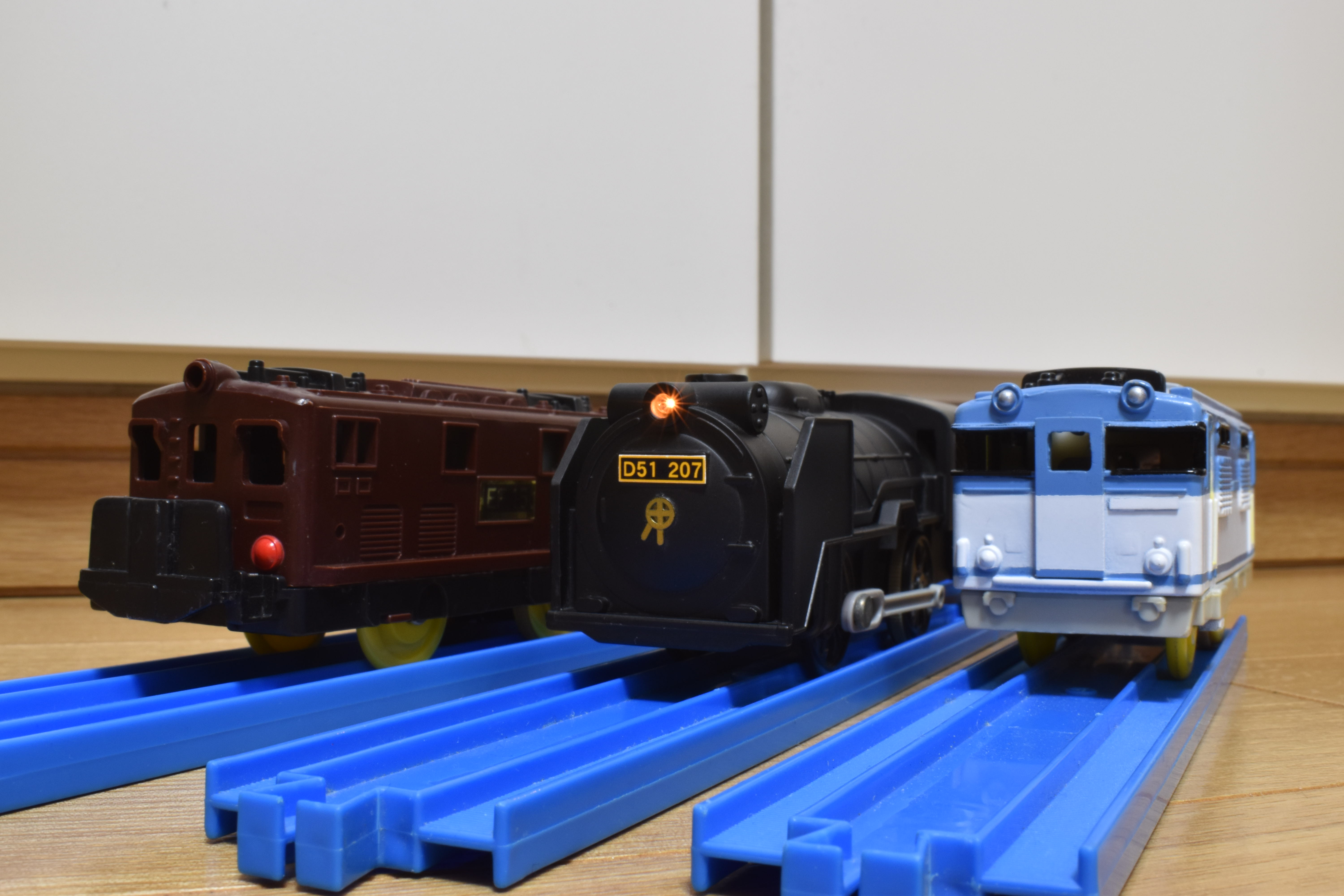 改造プラレール D51 7 八 留置線の片隅で