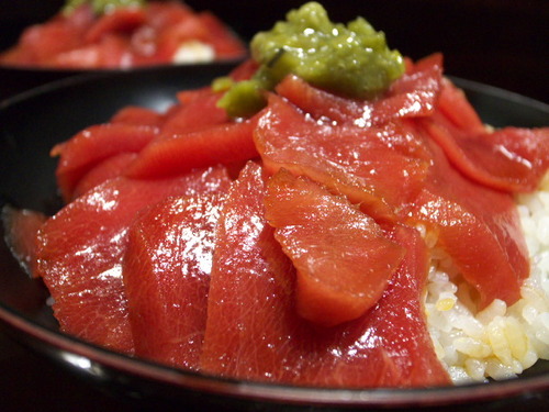 マグロ漬け丼