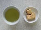 茶+カロリーメイト