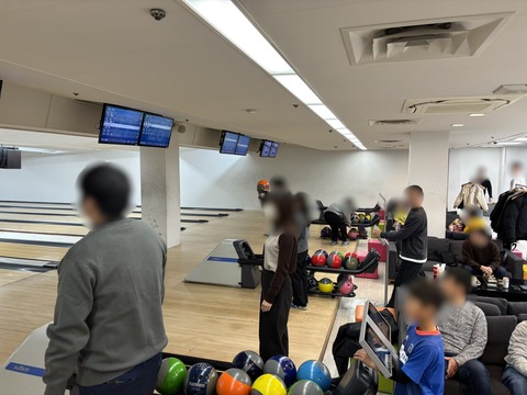 ボウリング風景②