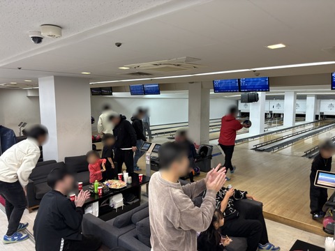 ボウリング風景