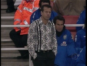 ◆ブラジル代表◆ドゥンガ監督冒頭演説「染めるならW杯の前か後にしろ。ワールドカップのことを考えるべき時にすることではない。」