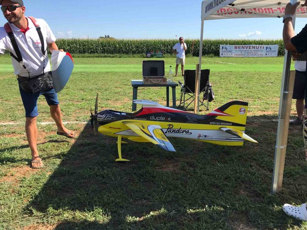 33AEE44E-CD59-424F-84F8-D24B1E3E4215