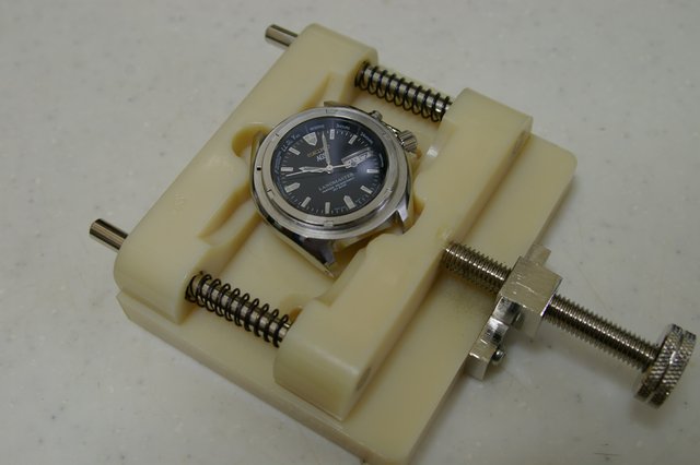 完動美品 ガラス無傷【二次電池新品】セイコー ランドマスター 5M23-6A20 img_060822_01-300x225.jpg