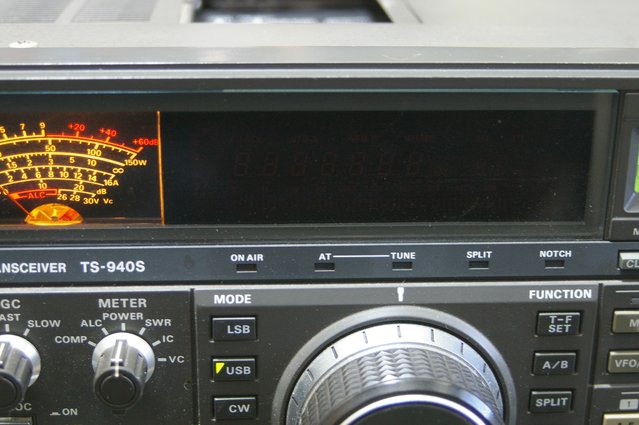 TS-940 ディスプレイが点かない : JHGのブログ