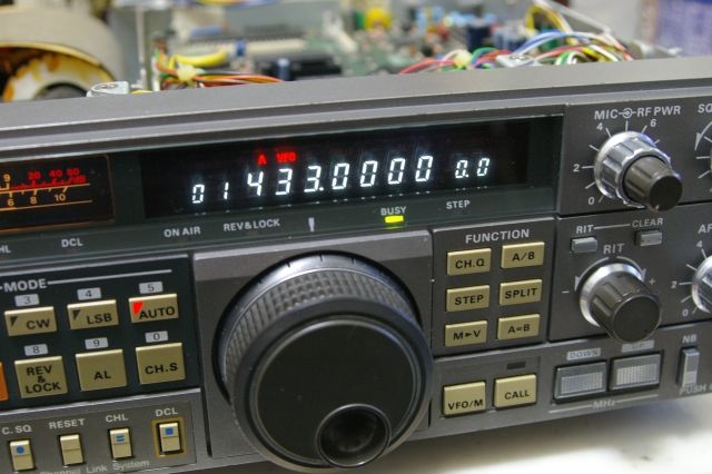 TS-811 周波数が変わらない : JHGのブログ
