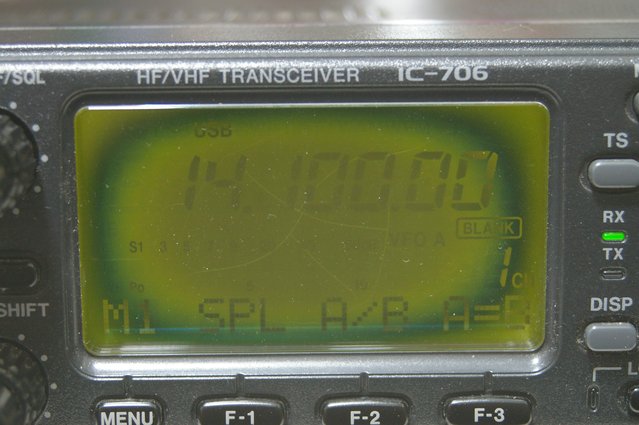 IC-706 液晶ビネガーシンドローム修理 : JHGのブログ