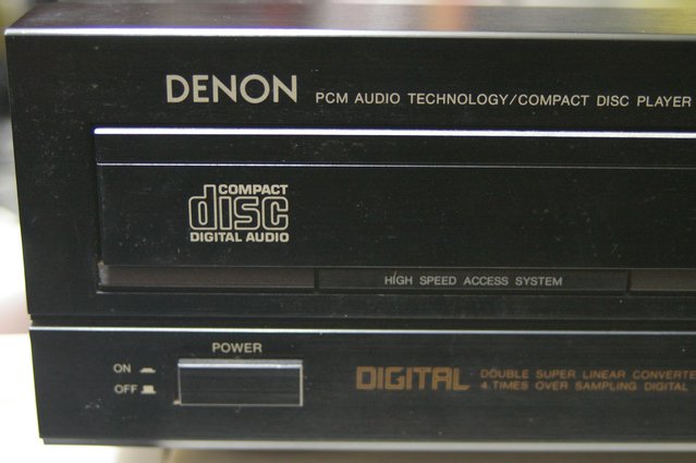 DENON DCD-1600 CDトレイ開閉ができない : JHGのブログ DENON DCD-1600 CDトレイ開閉ができない : JHGのブログ