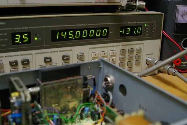 YAESU FRG-965 受信機 ジャンク扱いで YAESU FRG-965 受信機 YAESU FRG
