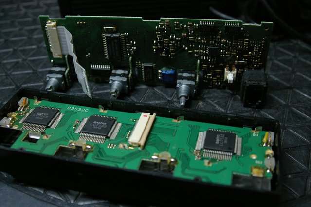 IC-Δ100 430Mhz液晶が発光しない : JHGのブログ