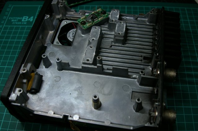 IC-7000 電源が入らない : JHGのブログ