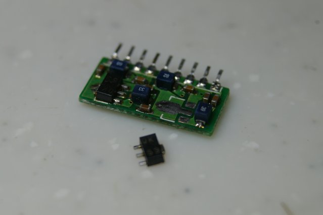 LM74930-Q1 のデータシート、製品情報、およびサポート | TI.com